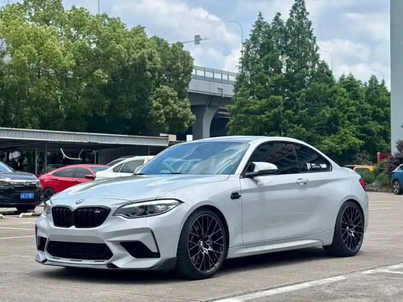 BMW M2