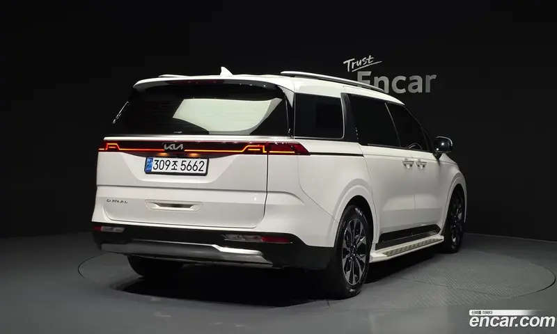 Kia Carnival (Canival)