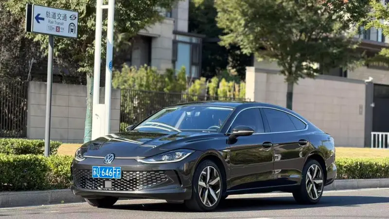 Volkswagen Lamando