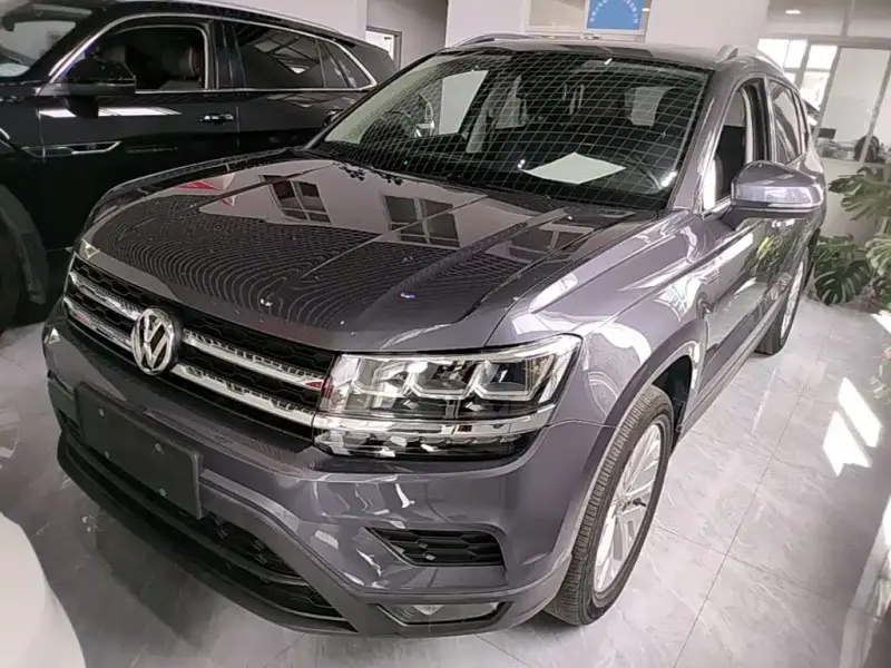 Volkswagen Tharu