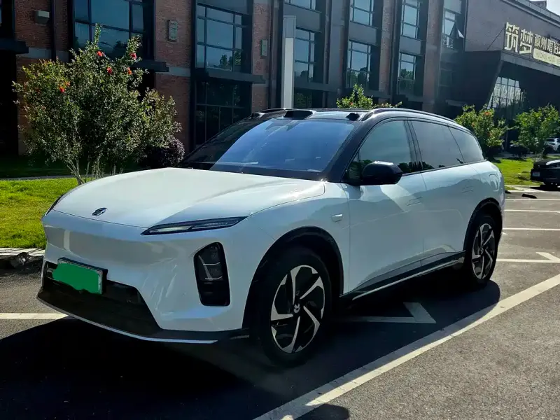 NIO ES6