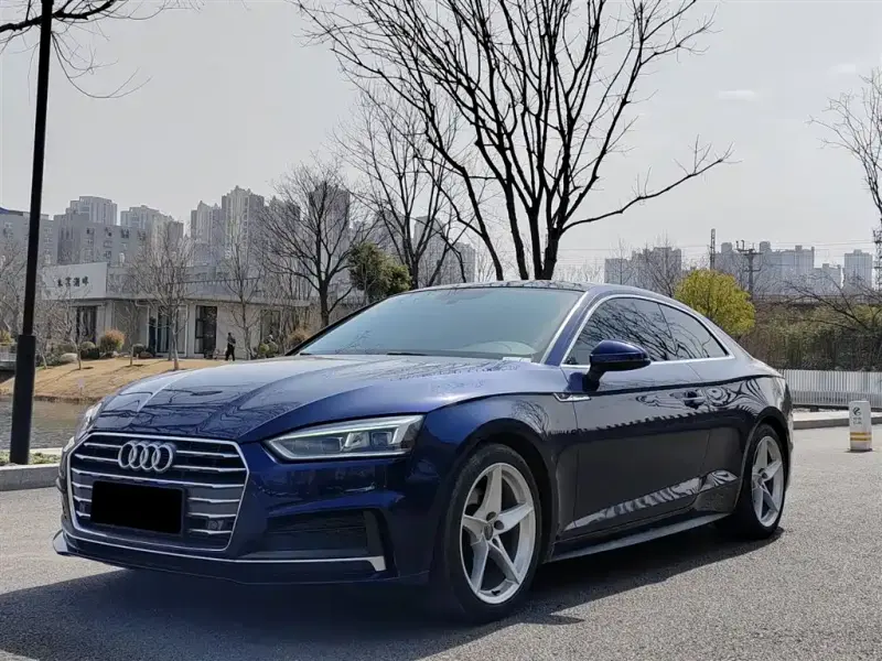 Audi A5 (Import)