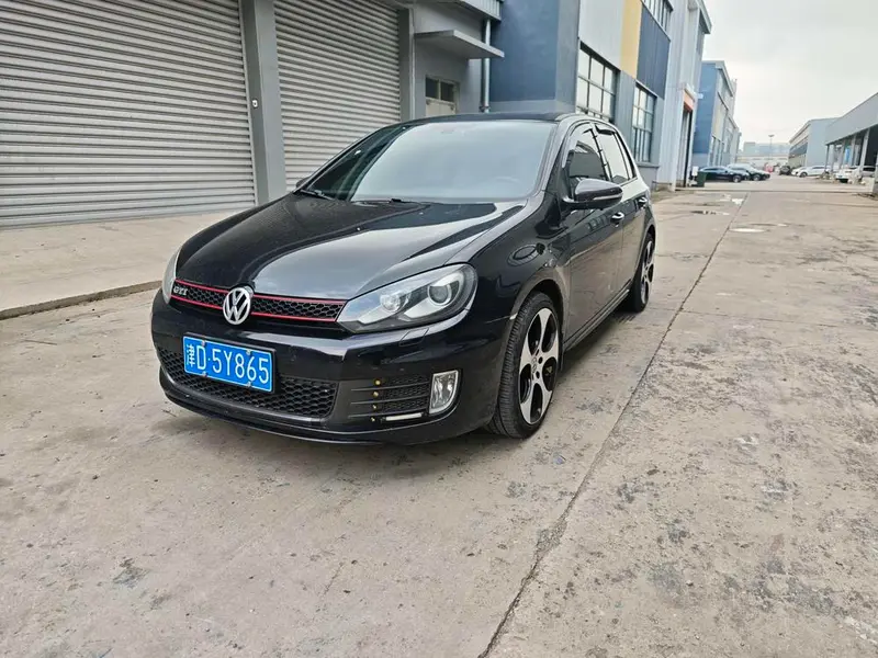 Volkswagen Golf GTI