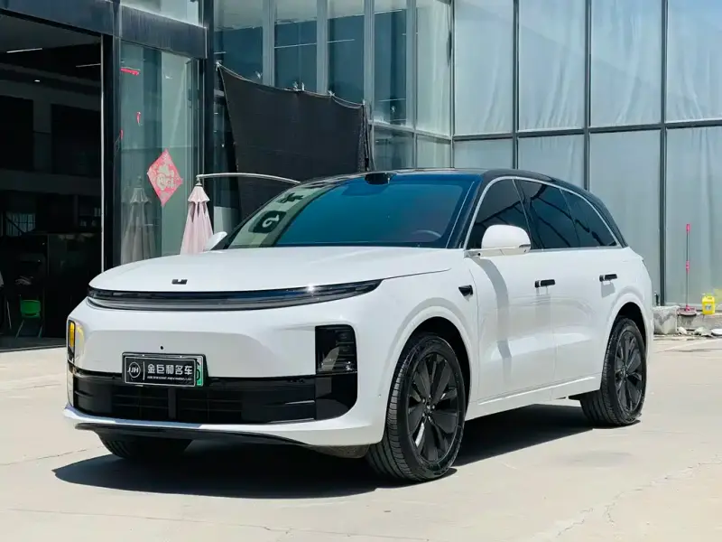 Li Auto L6