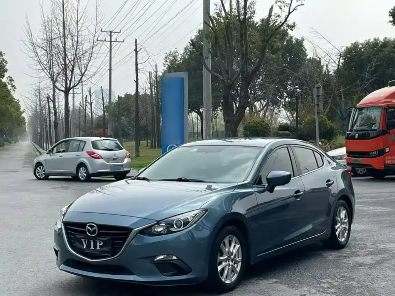 Mazda 3 Axela