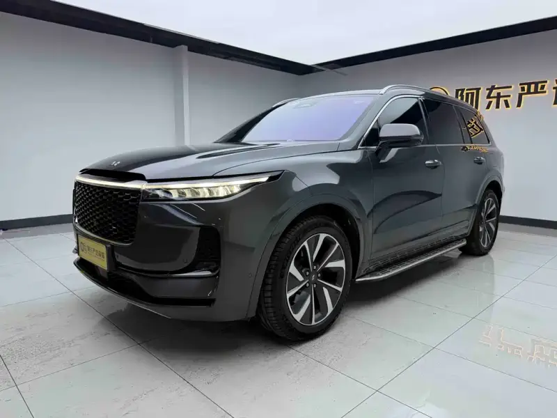 Li Auto ONE