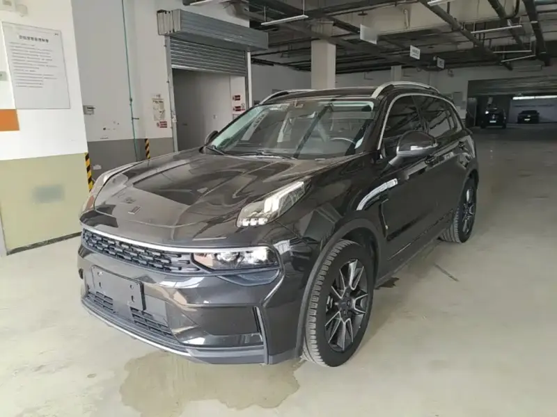 Lynk & Co 01