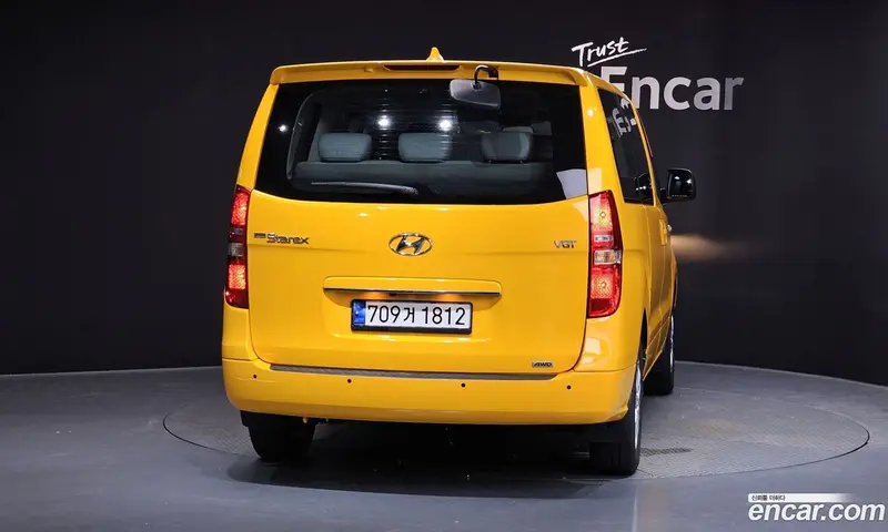 Hyundai H-1