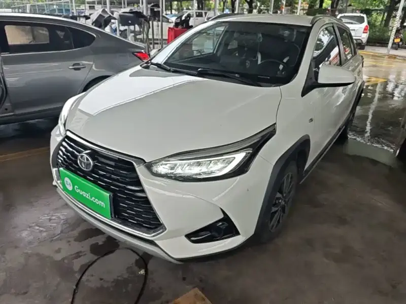 Toyota Yaris L