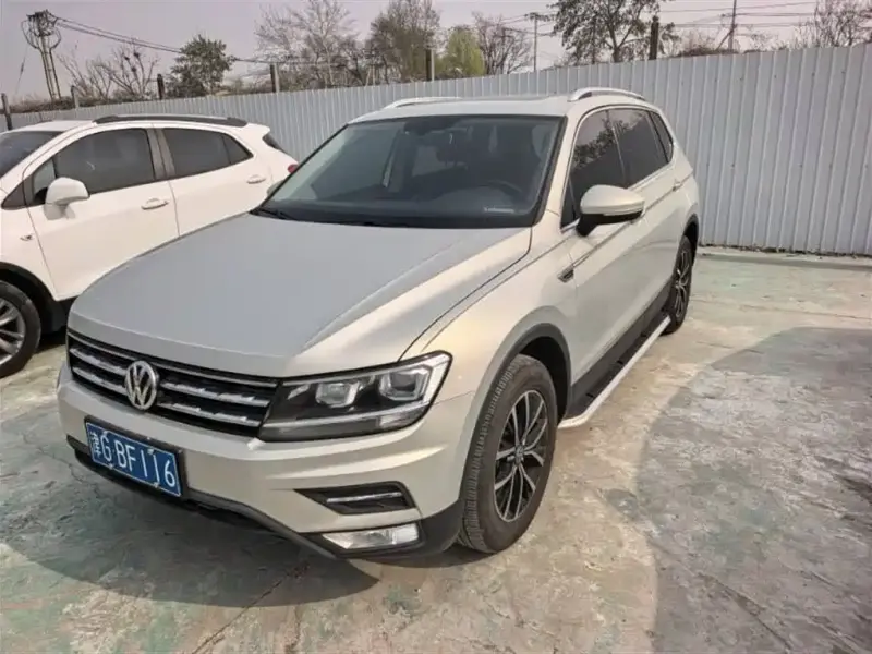 Volkswagen Tiguan L