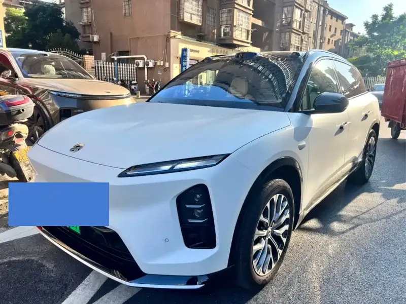 NIO ES6