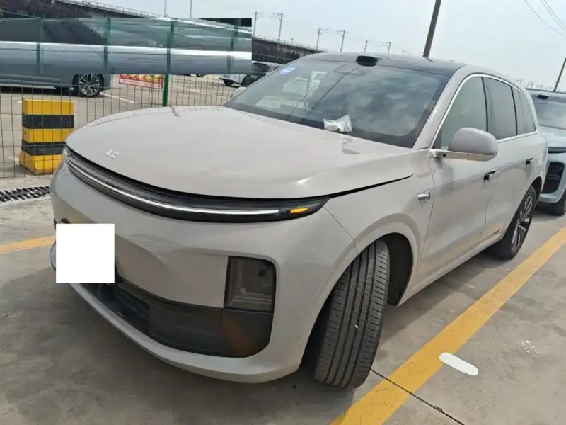 Li Auto L6