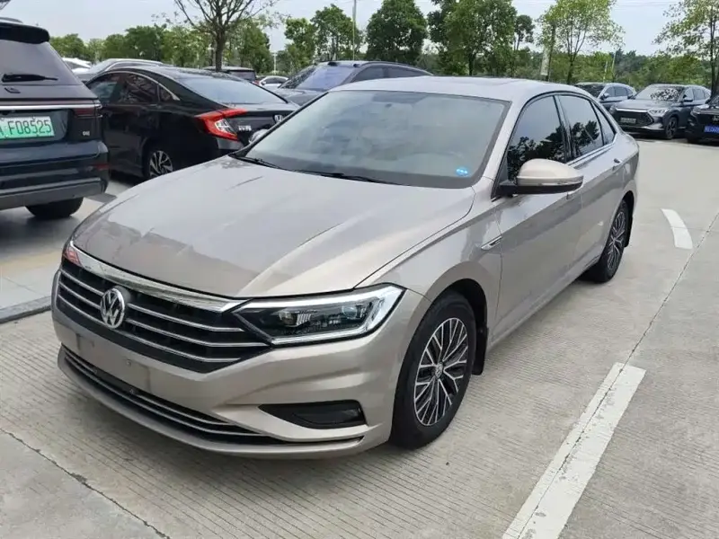 Volkswagen Sagitar