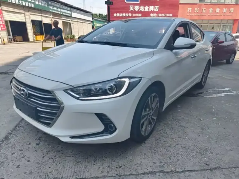 Hyundai Elantra