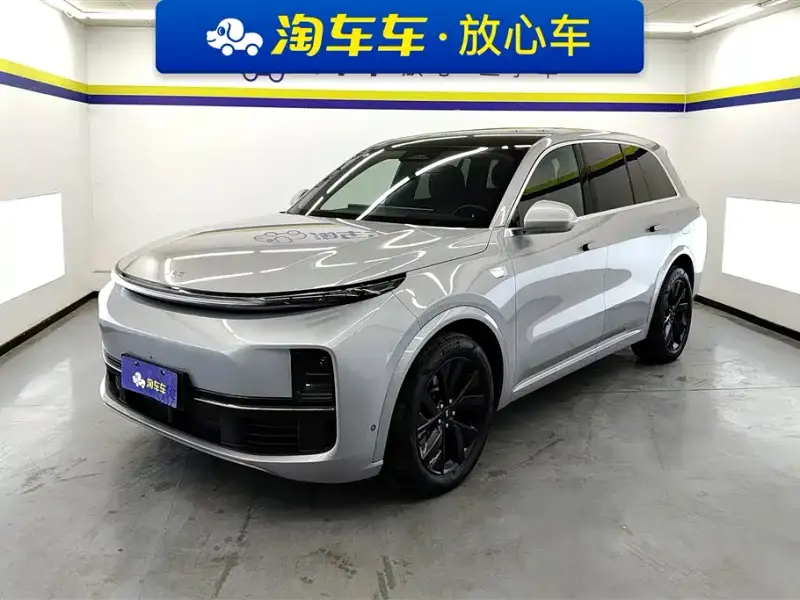 Li Auto L8