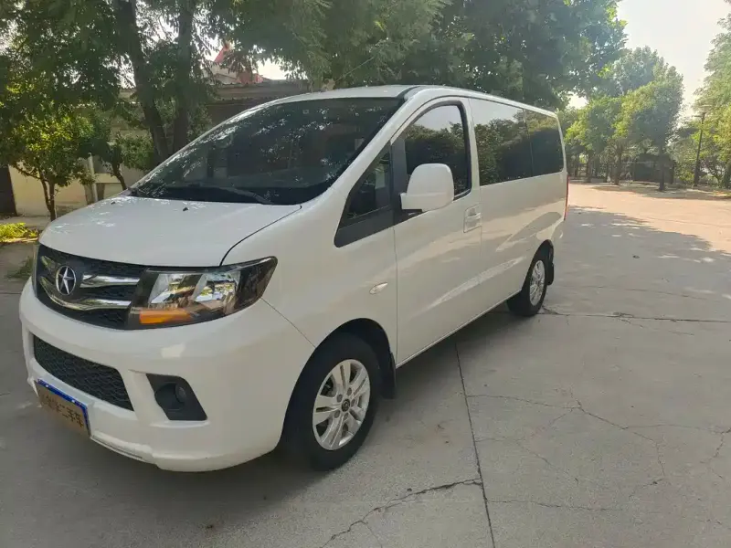 JAC Refine Refine M3