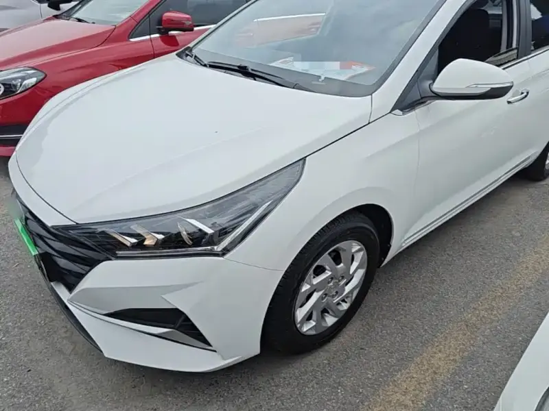 Hyundai Verna