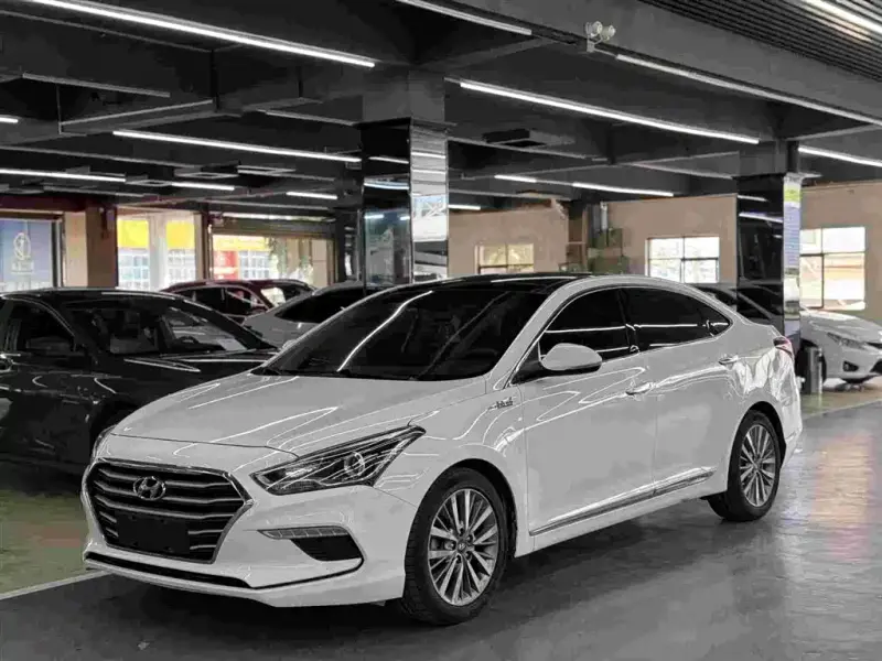 Hyundai Mistra