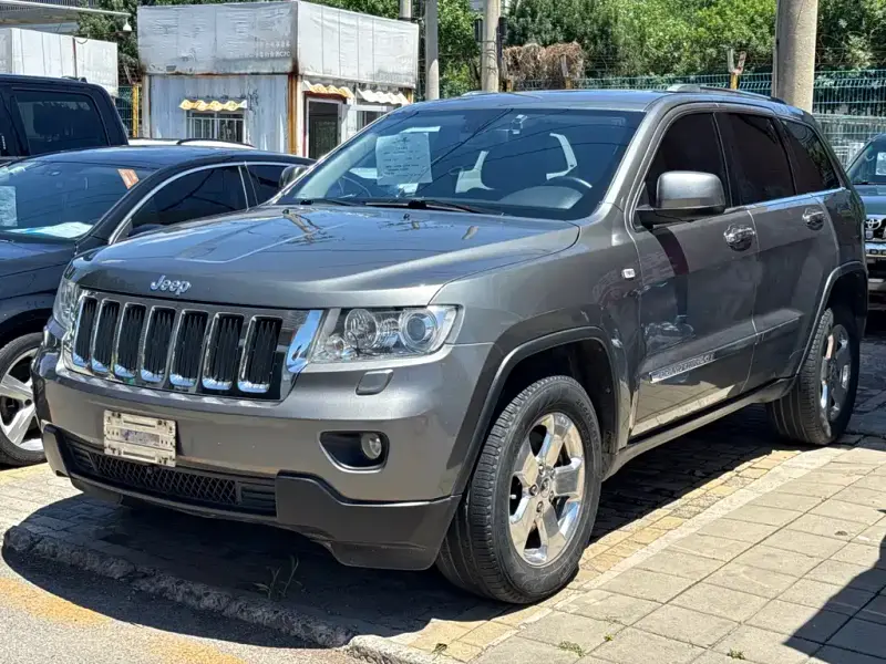 Jeep Grand Cherokee (Import)