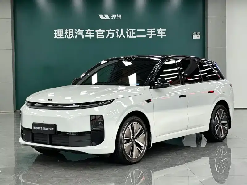 Li Auto L6