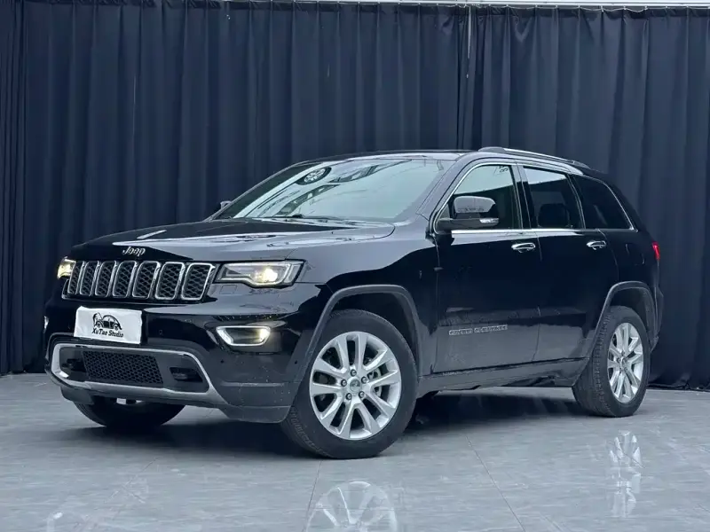 Jeep Grand Cherokee (Import)