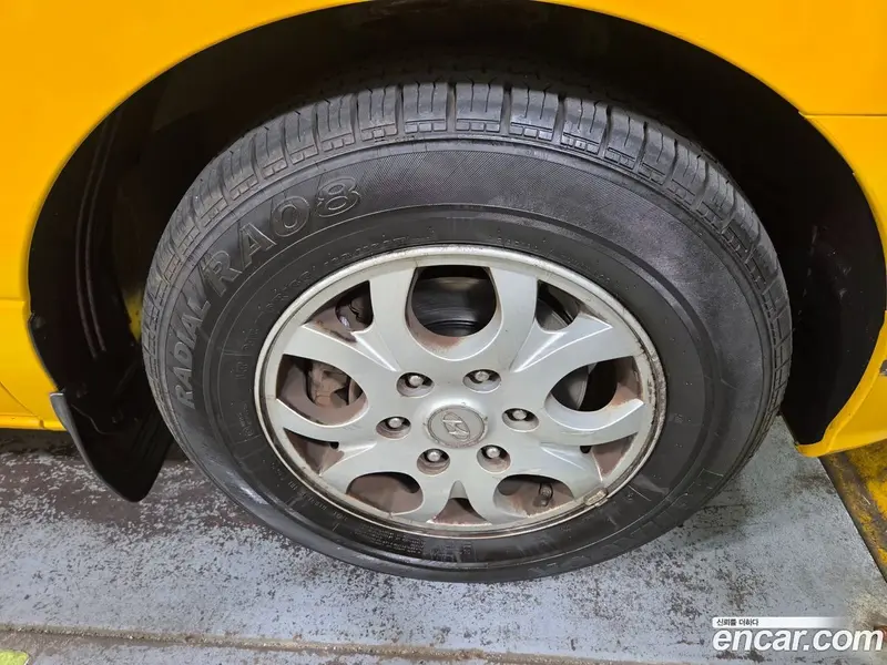 Hyundai H-1