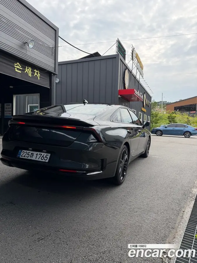 Kia K8