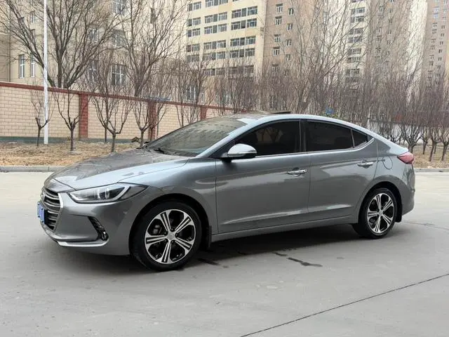 Hyundai Elantra Lingdong