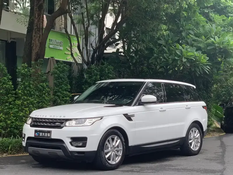 Land Rover Sport