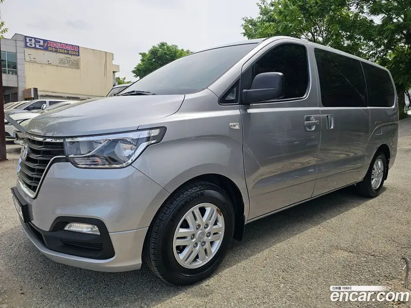 Hyundai H-1