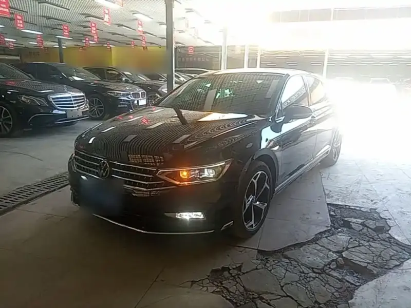 Volkswagen Magotan