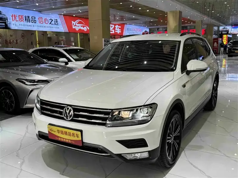 Volkswagen Tiguan L