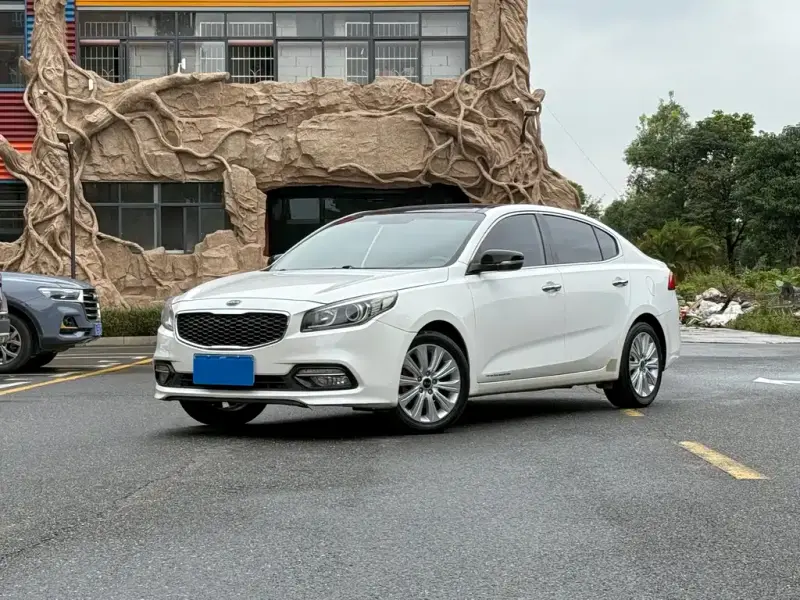Kia K4