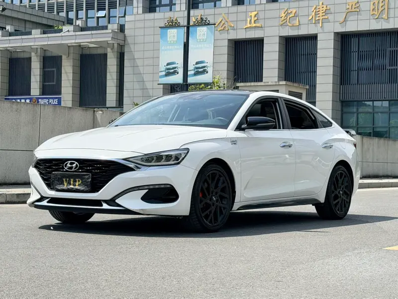 Hyundai Lafesta