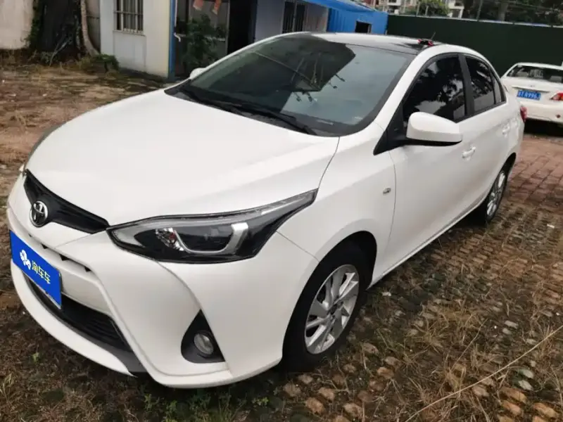 Toyota Yaris L