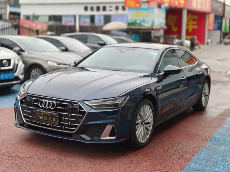 Audi A7L