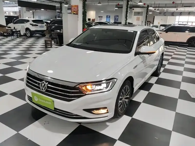Volkswagen Sagitar