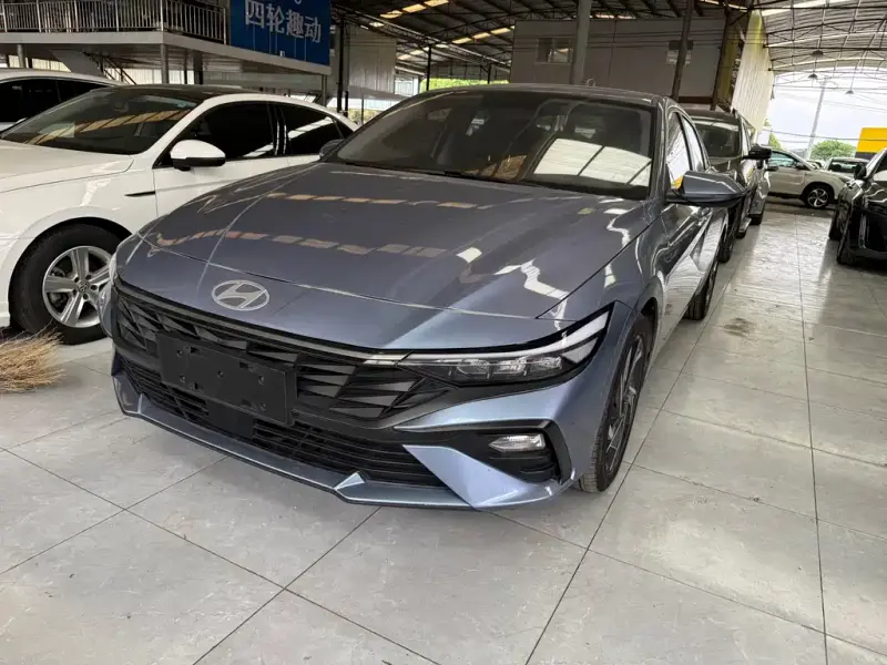 Hyundai Elantra