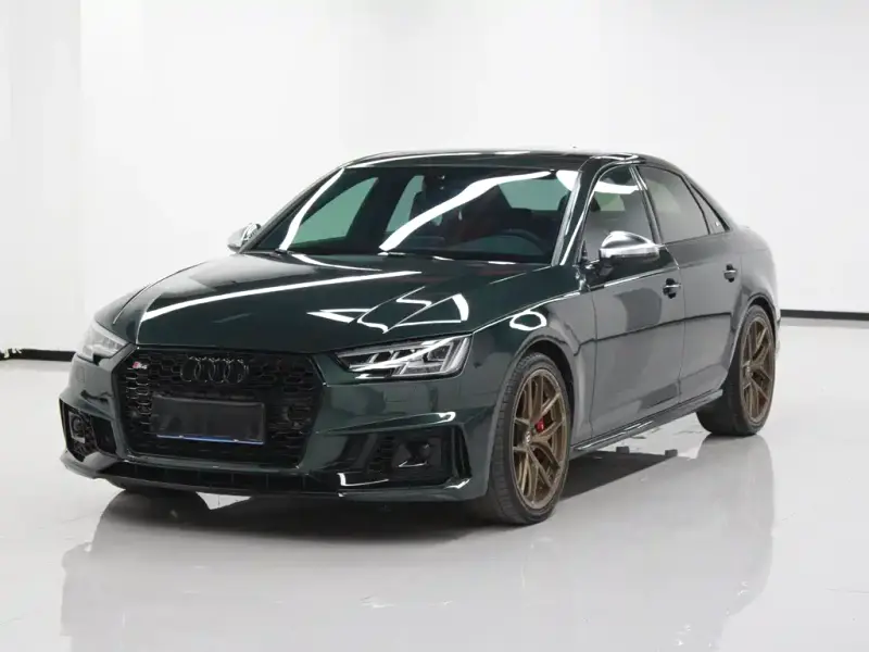 Audi S4