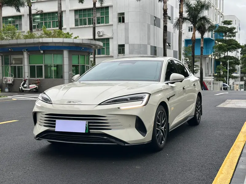 BYD Seal 07 DM