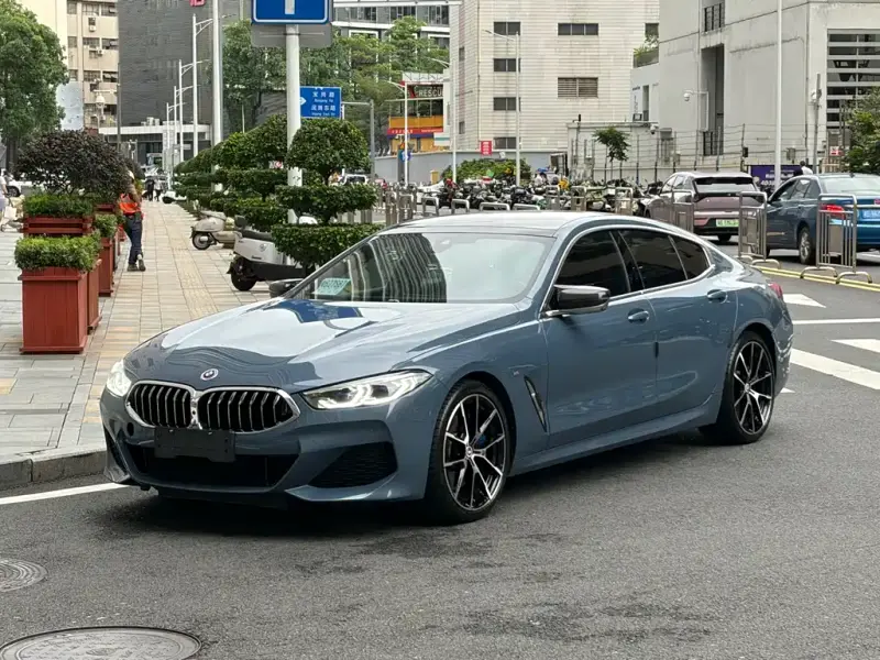 BMW 8 Series
