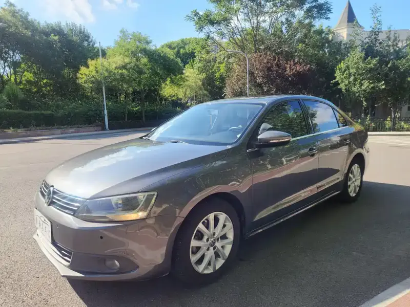 Volkswagen Sagitar