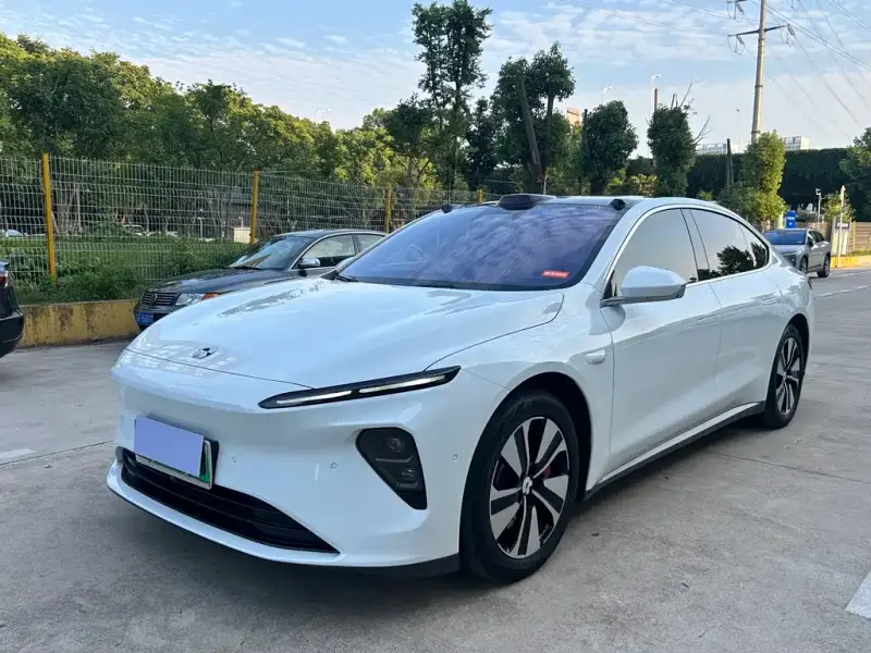 NIO ET7