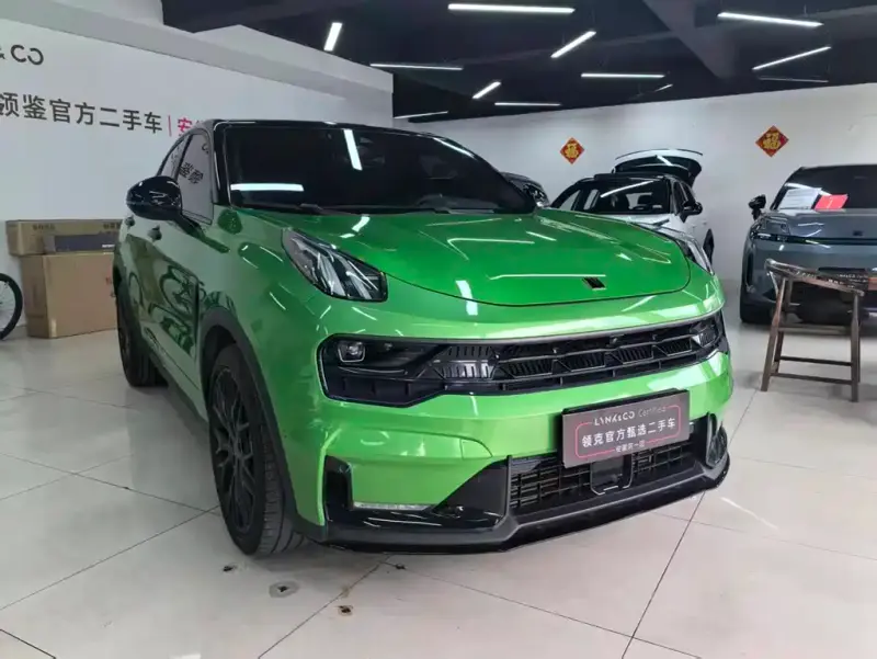 Lynk & Co 05