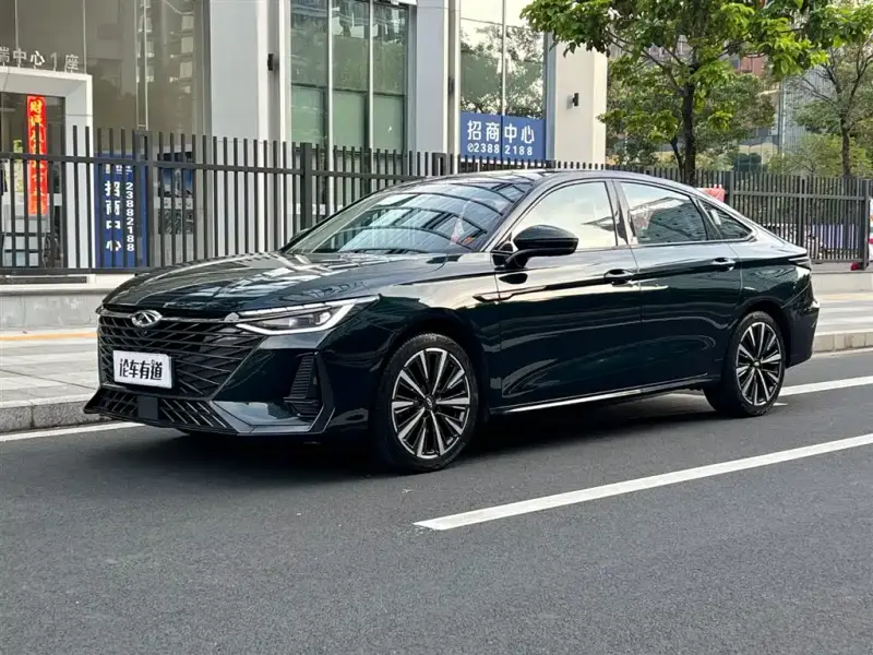 Chery Arrizo 8