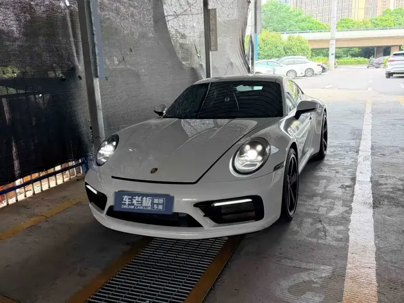 Porsche 911