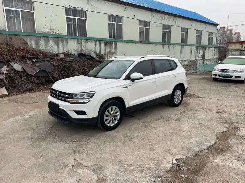 Volkswagen Tharu