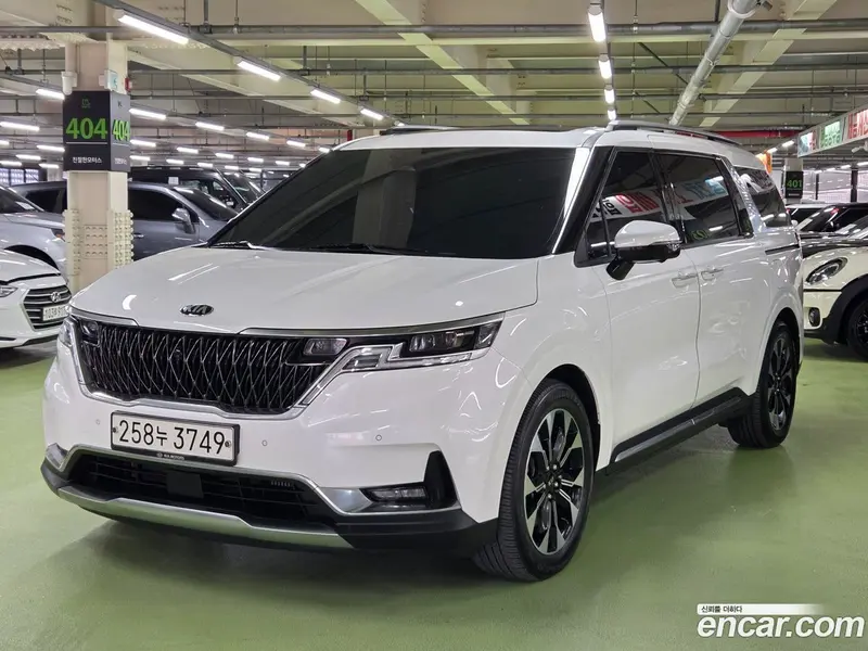Kia Carnival (Canival)