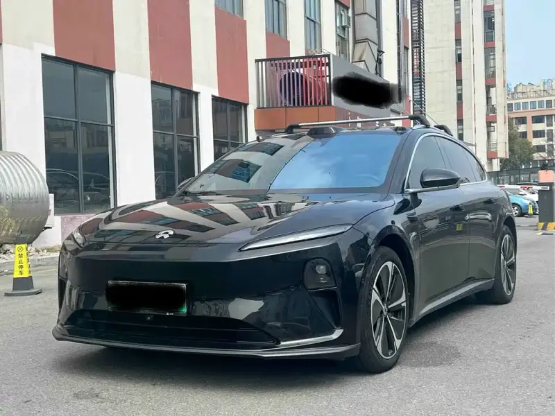 NIO ET5
