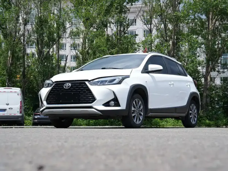 Toyota Yaris L